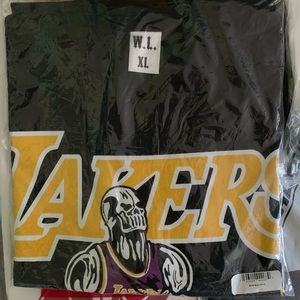 WARREN LOTAS LEBRON ALT TEE 🔥